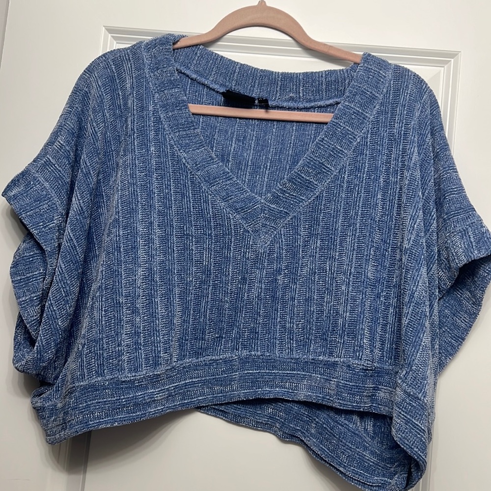 Urban Outfitters Crop Sweater